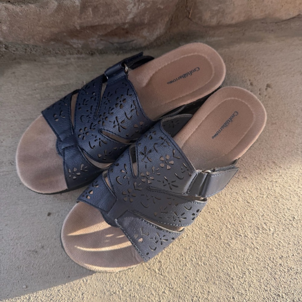 croft & barrow || black slip on sandals
